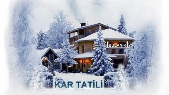 Kar Tatili - Merkez, Köy ve Belde Okulları10/02/2015 Salı Günü Bir (1) Gün Süre İle Tatil Edilmiştir!