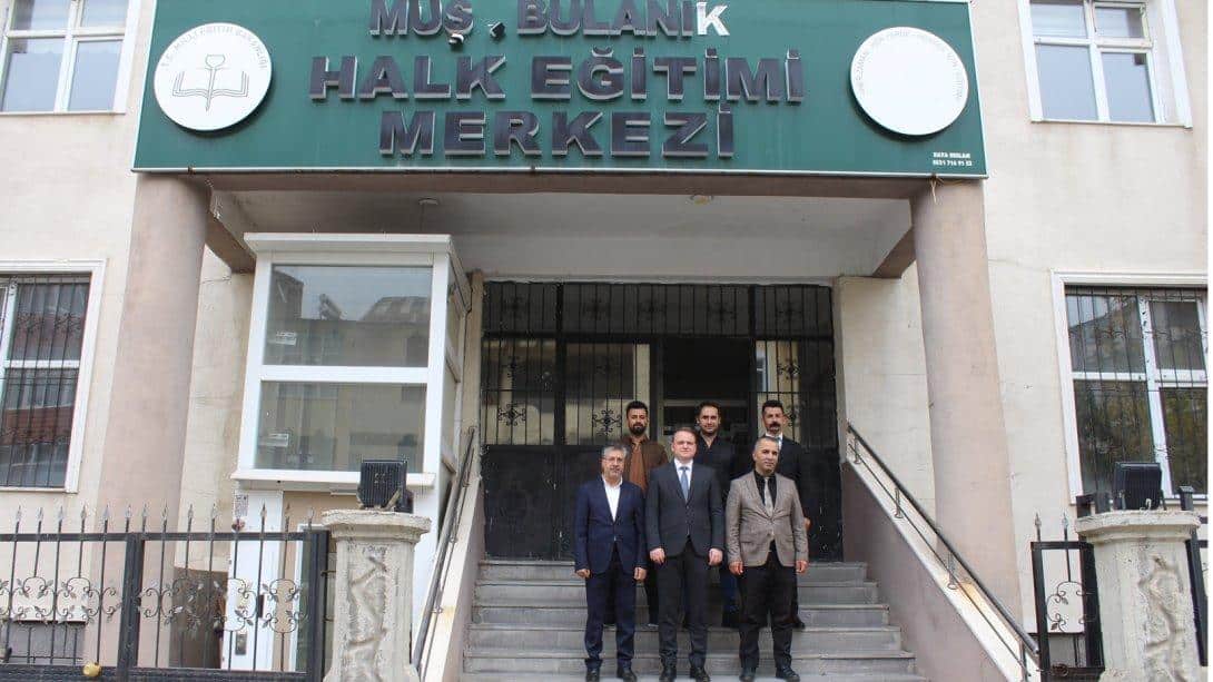 KAYMAKAM ÖMER ÖVÜNÇ KOŞANSU HALK EĞİTİM MERKEZİNİ ZİYARET ETTİ