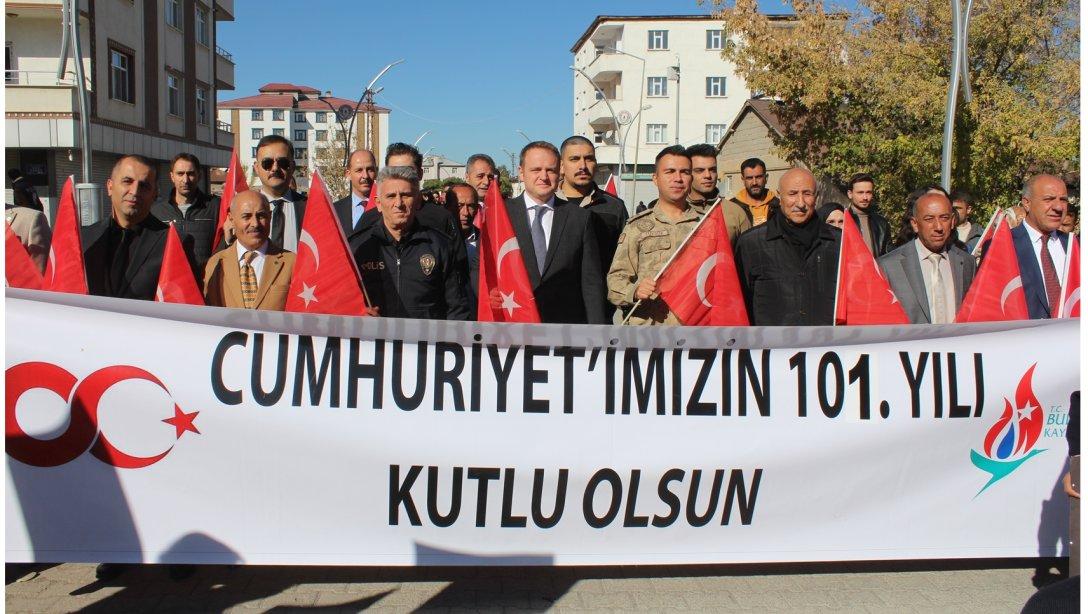 CUMHURİYET YÜRÜYÜŞÜ